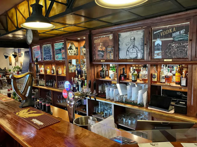 Opinii despre Clock Pub în Budapest - Vendéglátás