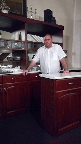 Opinii despre Két Bagoly Fogadó és Étterem în Várpalota - Vendéglátás