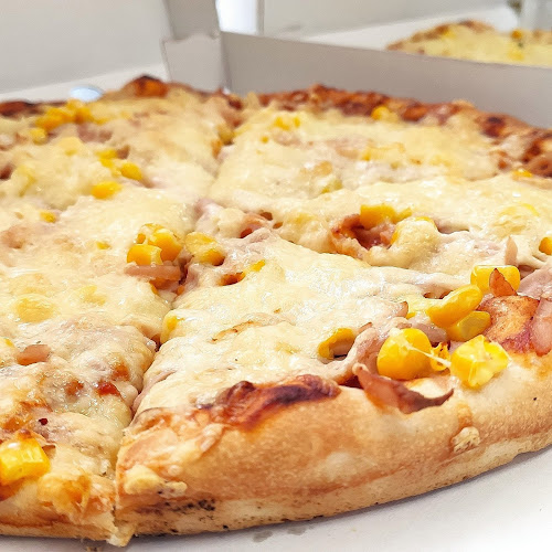 Opinii despre The Corner Étterem&Pizzéria ( A Sarok ) în Szerencs - Vendéglátás