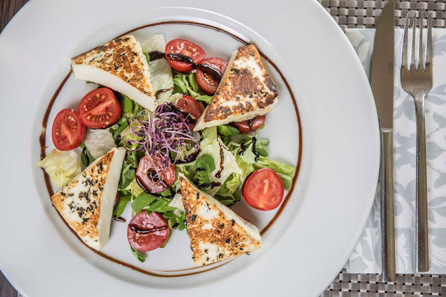 Opinii despre PANNONiA terasz în Alcsútdoboz - Vendéglátás