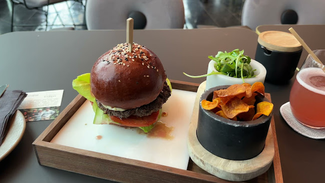 Opinii despre Újváros Bisztró - innovatív kortárs magyar étterem în Szarvas - Vendéglátás