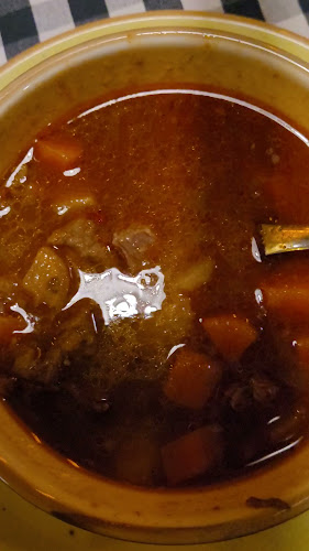 Opinii despre Belvárosi Lugas Restaurant în Budapest - Vendéglátás