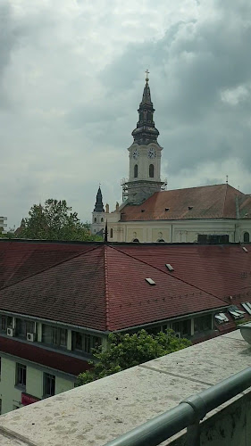 KFC Kecskemét Malom Központ - Kecskemét