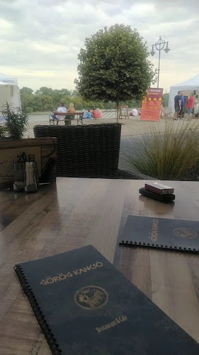 Szentendre, Duna korzó 9, 2000