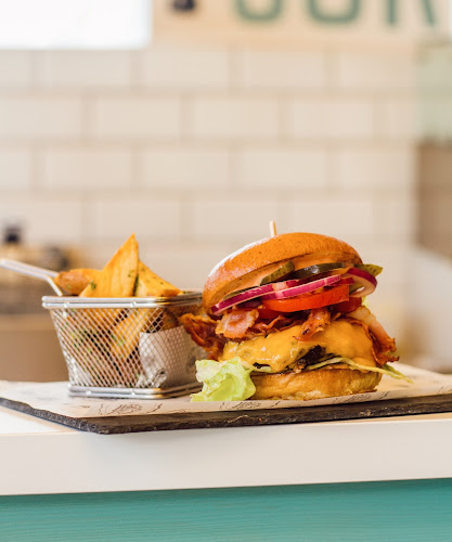 Opinii despre Öböl Bisztró în Budapest - Vendéglátás