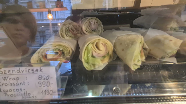 Opinii despre Café Santo în Budapest - Vendéglátás