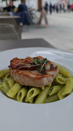 Comentarii opinii despre Apátúr Sörház