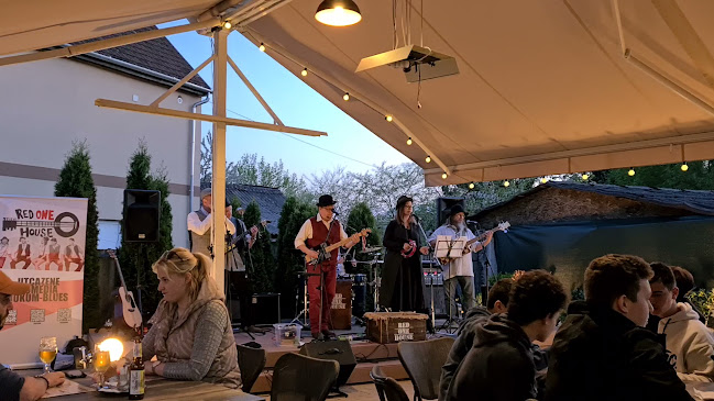 Opinii despre Lapátos Malátaház în Gödöllő - Vendéglátás