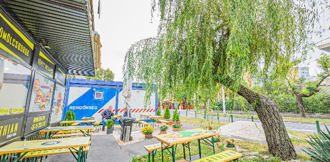 Budapest, Vezér u 30, 1144