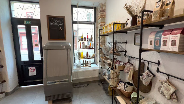 Opinii despre Peki în Veszprém - Vendéglátás