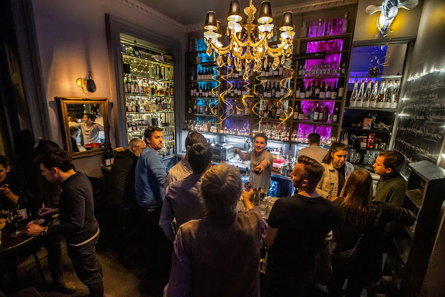 Press House 47 - Vendéglátás