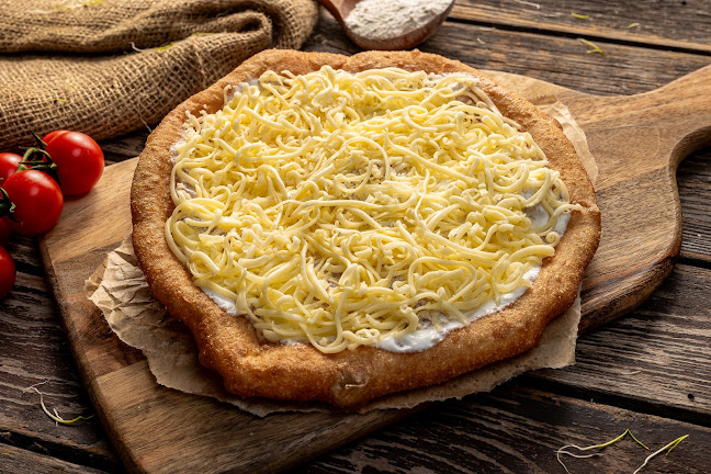 Retro Lángos Budapest # Bajcsy-Zsilinszky 25