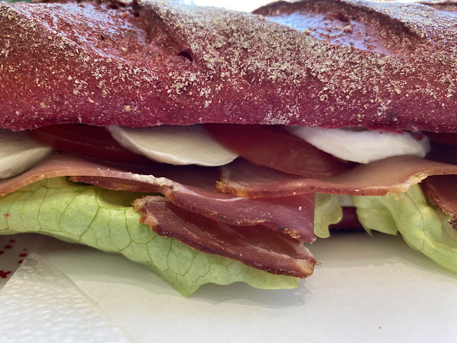 NoA Pékség és Kávézó - Vendéglátás