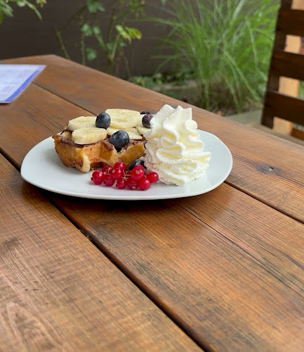 Opinii despre Street Food Garden în Siófok - Vendéglátás