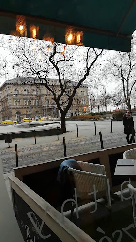 Amber's Bakery & Cafe - Vendéglátás