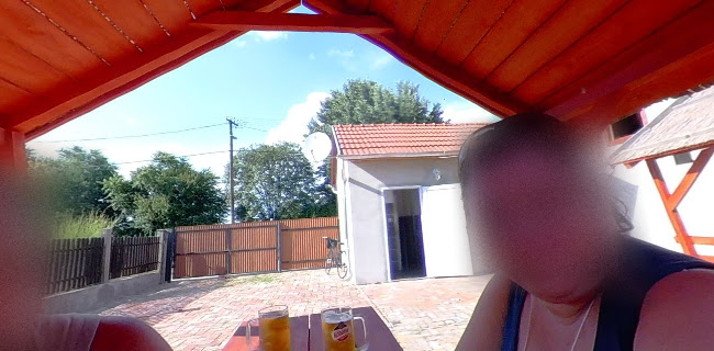 B Bisztró Kávézó és Gyorsétterem - Jászapáti