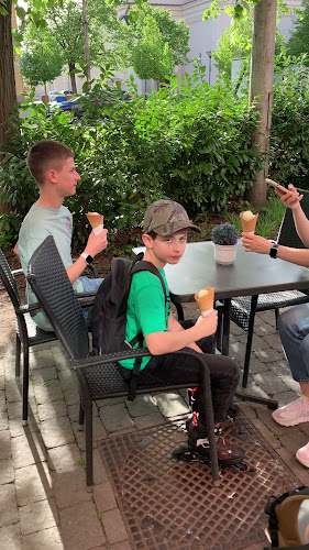 Opinii despre Venezia Fagylaltozó în Debrecen - Vendéglátás