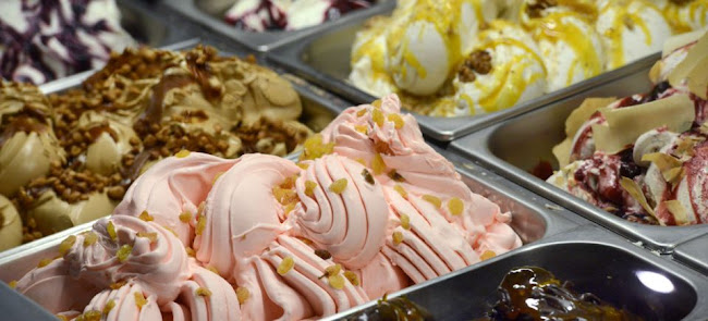 Dinasztia Cukrászda és Fagyizó - Siófok