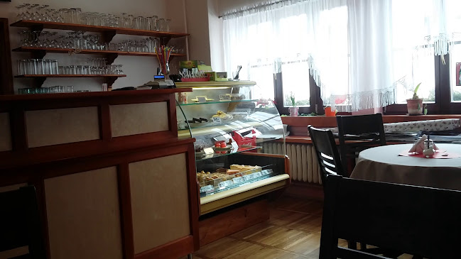 Balázs Kávézó Cukrászda,Kisvendéglő
