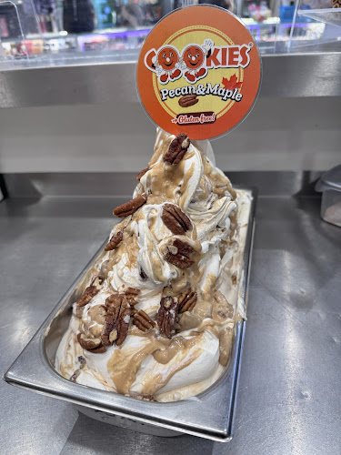 Crema Fagylaltozó - Vendéglátás