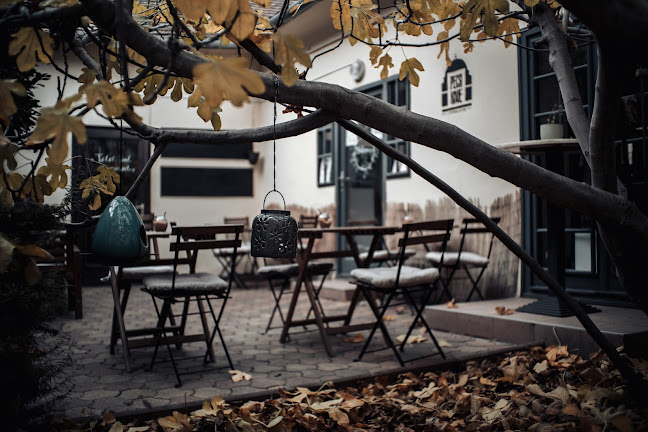 Opinii despre Pécsi Kávé în Pécs - Vendéglátás