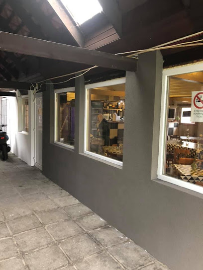 Piknik Pizzéria és Bár