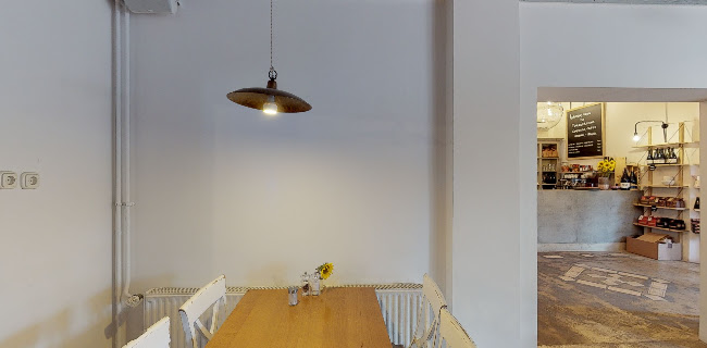 Comentarii opinii despre Anyukám Mondta