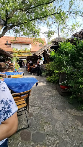 Régi Idők Udvara Skanzen és Étterem