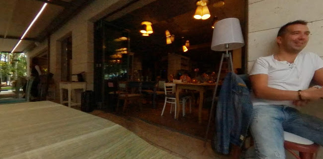 Mángold Füredi Bisztró