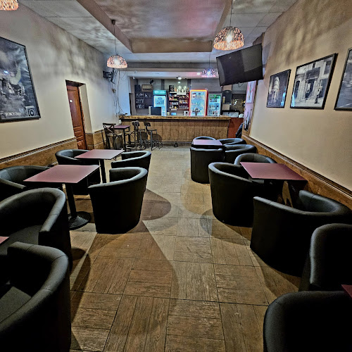 Opinii despre Zöld Ász Söröző în Miskolc - Vendéglátás