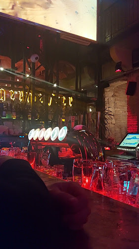 Opinii despre EXTRA Budapest - Brunch Bar Club în Budapest - Vendéglátás