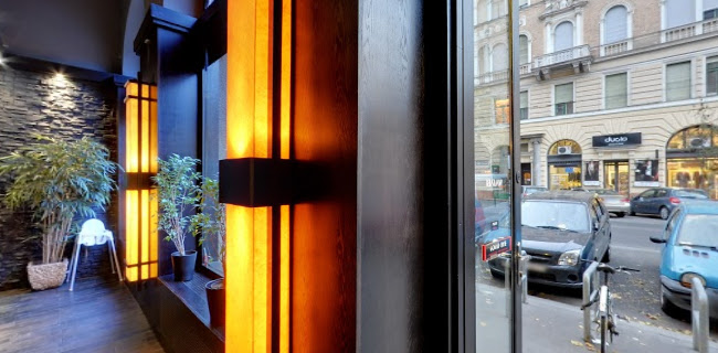 Wasabi Running Sushi & Wok Restaurant - Budapest