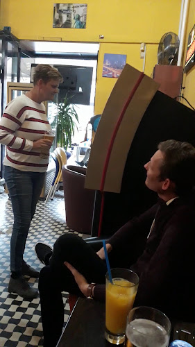 Opinii despre Derby Büfé în Budapest - Vendéglátás