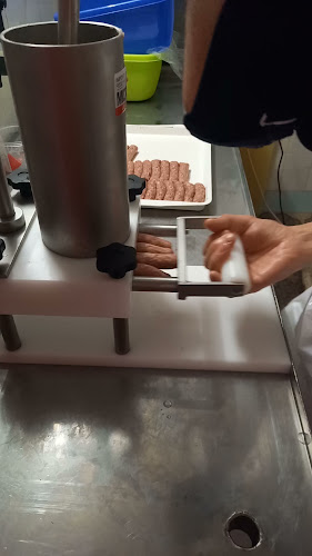 HARKÁNYI HÚSÁRUHÁZ - Vendéglátás