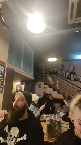 Opinii despre Kupak Bar & Bistro în Budapest - Vendéglátás