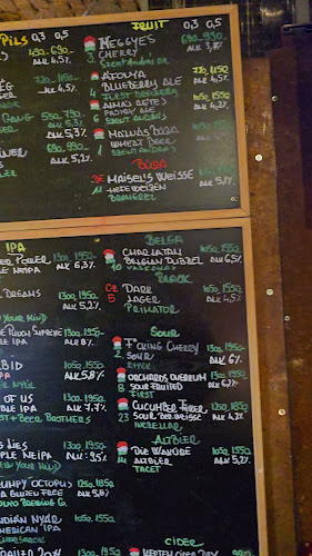 Opinii despre Keleti Waiting Room în Budapest - Vendéglátás