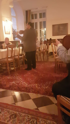 Károlyi Étterem - Budapest