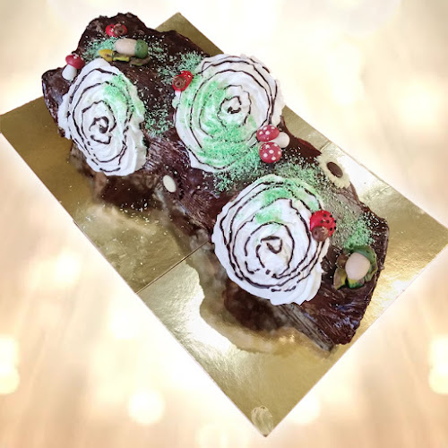 Comentarii opinii despre Hodosi Cukrászda - Pizzéria