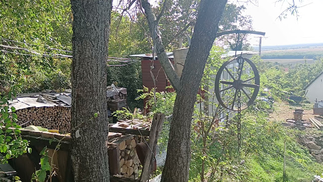 Inhauser Pincészet & Restaurant & Guesthouse