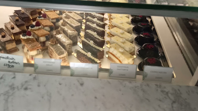 Opinii despre Reök Kézműves Cukrászda és Kávéház în Szeged - Vendéglátás