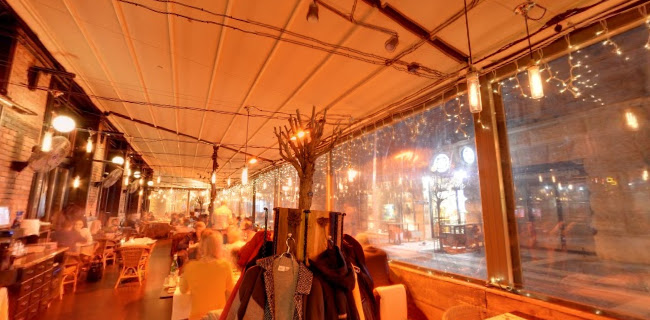 Budapest, Október 6. u. 8, 1051