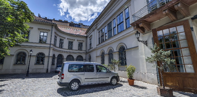 Budapest, Ferenczy István u. 3, 1053