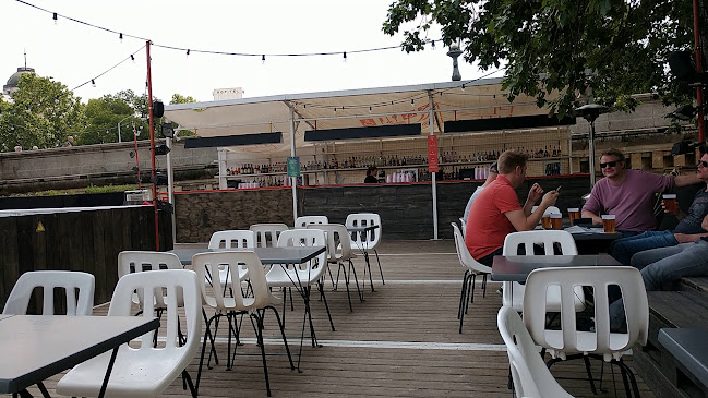 Opinii despre PONTOON în Budapest - Vendéglátás