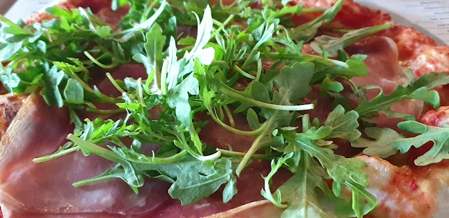 Opinii despre EscoBar & Cafe în Budapest - Vendéglátás