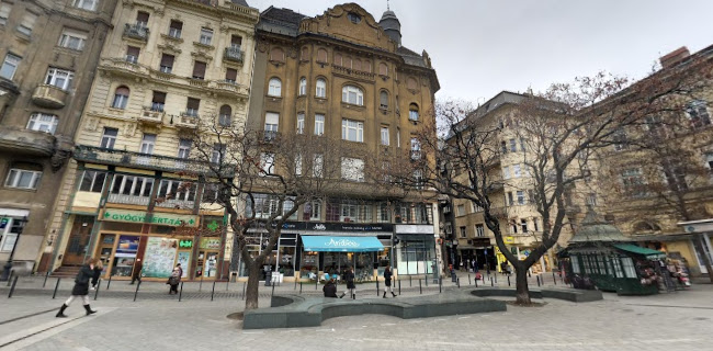 Opinii despre Amber's Bakery & Cafe în Budapest - Vendéglátás