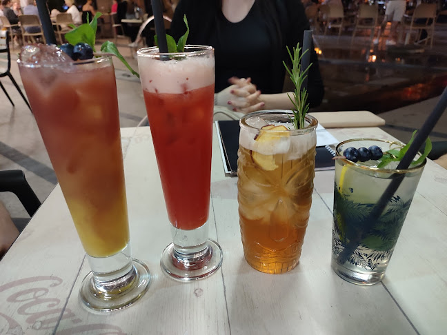 Opinii despre BlackWood Beer & Cocktail's Bar în Debrecen - Vendéglátás