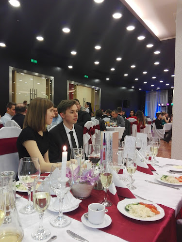 Opinii despre Laterum Étterem în Pécs - Vendéglátás