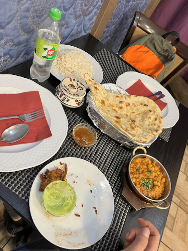 Opinii despre Kashmiri Etterem Budapest în Budapest - Vendéglátás