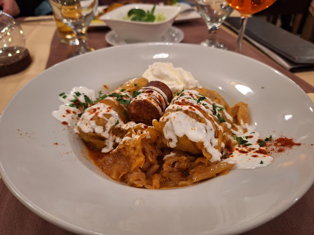 Comentarii opinii despre Sörforrás étterem