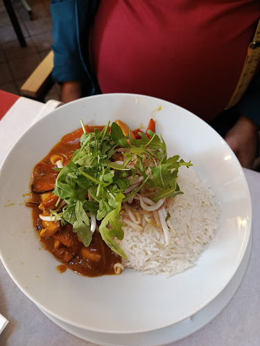 Opinii despre La Lucia Restaurant în Budapest - Vendéglátás